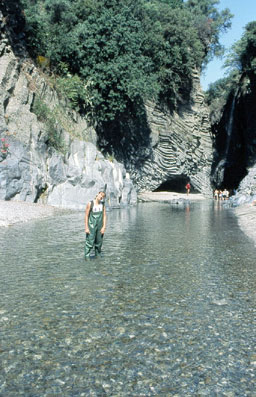 Eingang der Alcantara-Schlucht bei Francavilla