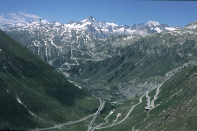 Blick vom Furka auf den Grimselpass